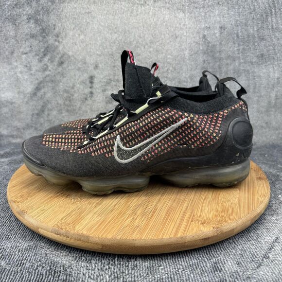 Nike Air VaporMax 2021 FK Shoes Womens 11 Black Multi Running Flyknit DO5886-900 - Picture 3 of 9